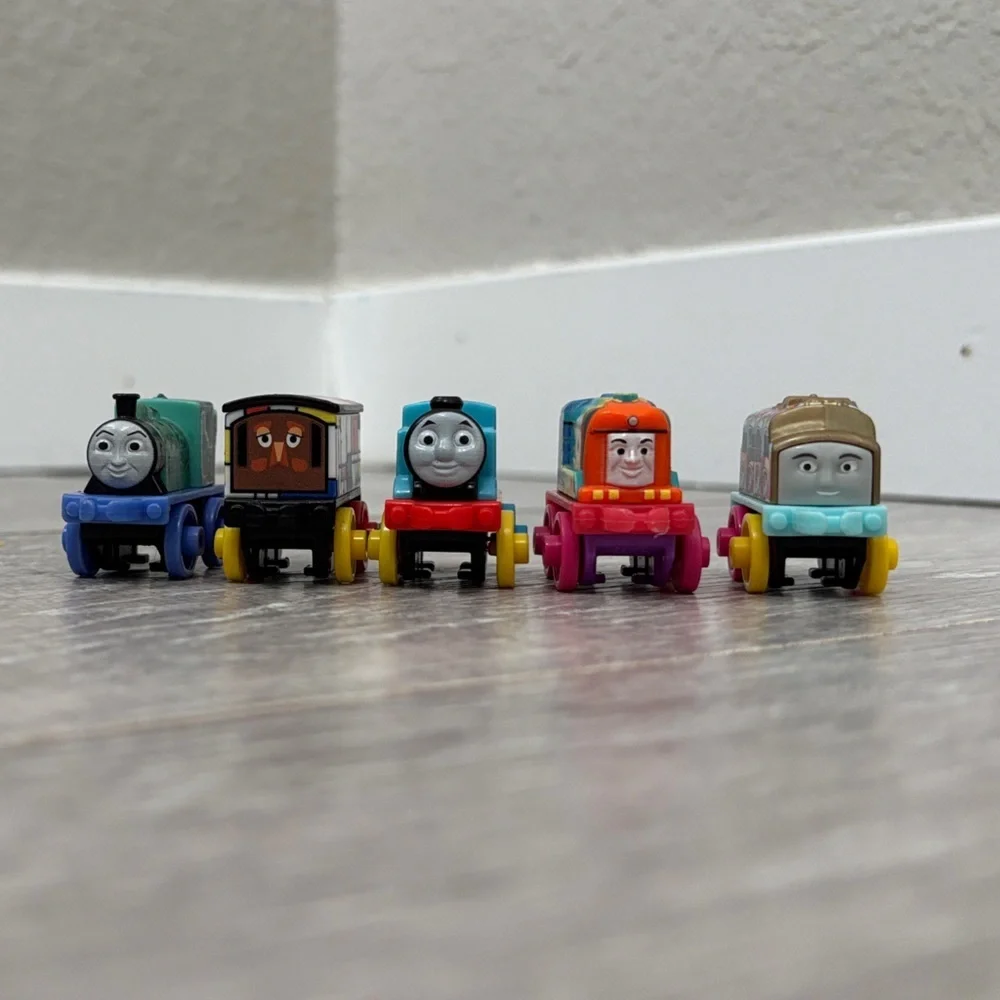 Lot of Thomas Minis